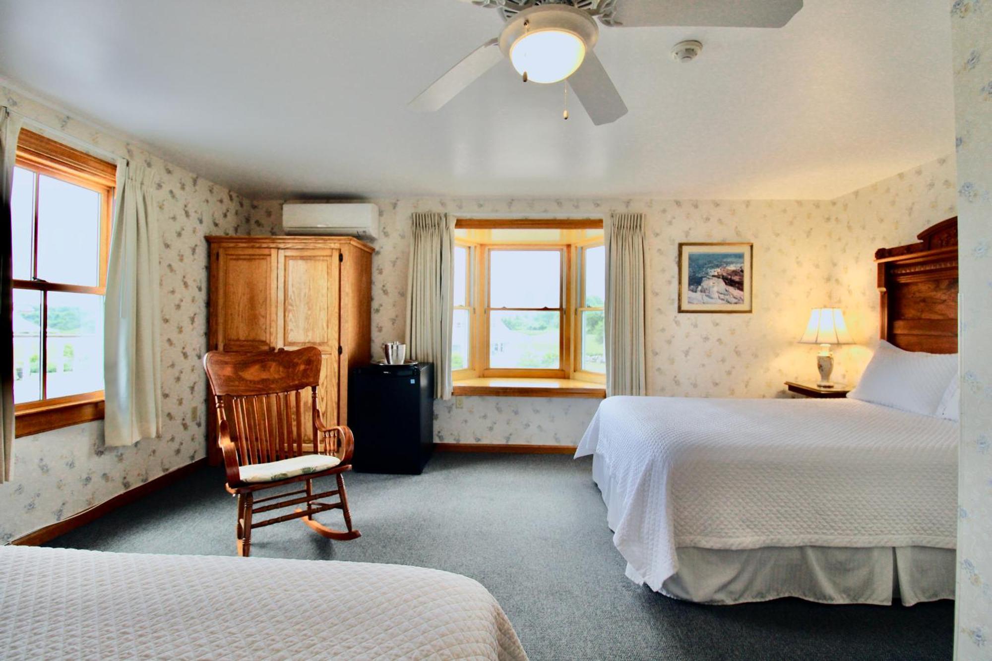 Rose Farm Inn Нью-Шорхэм Экстерьер фото