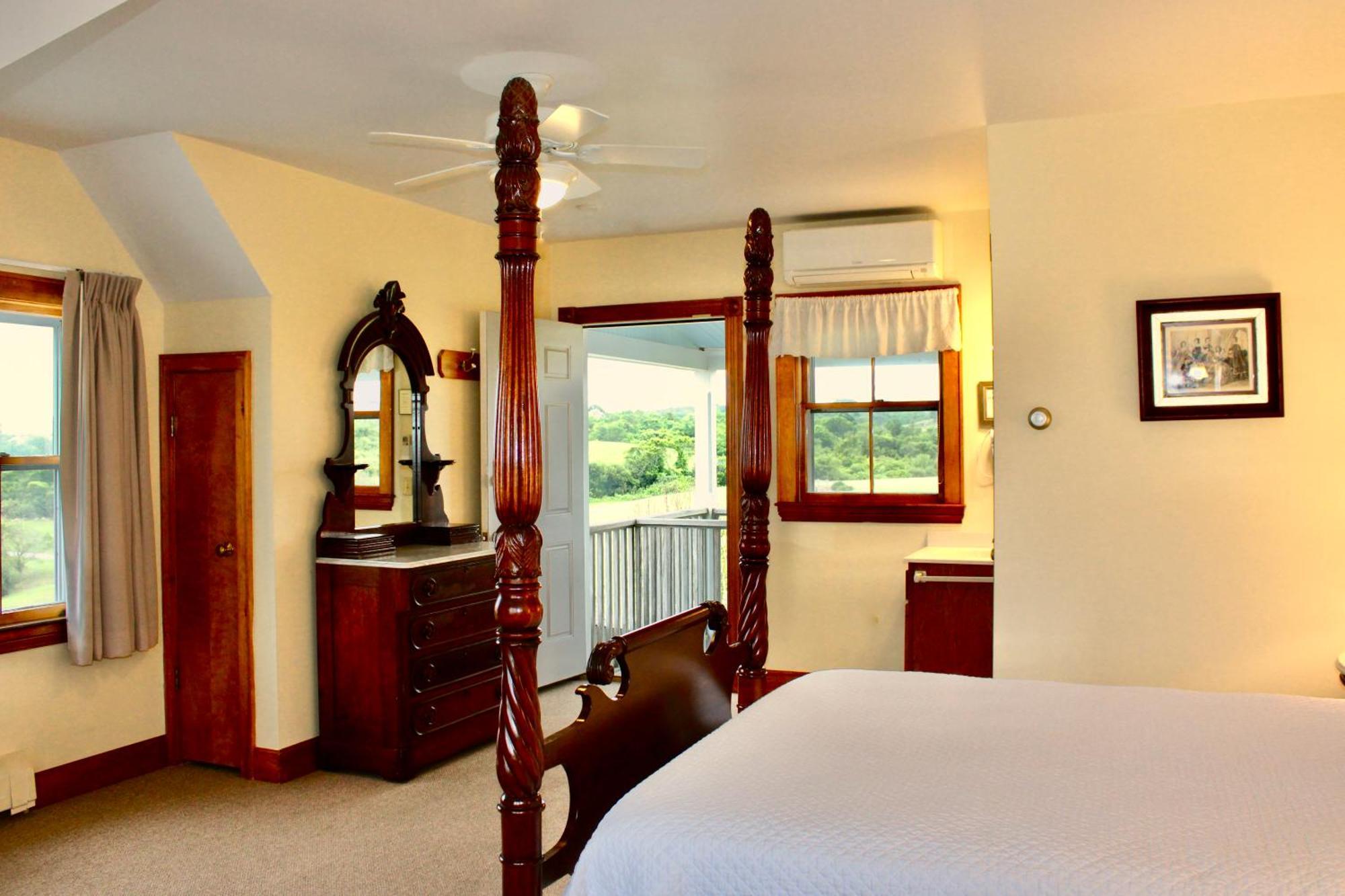 Rose Farm Inn Нью-Шорхэм Экстерьер фото