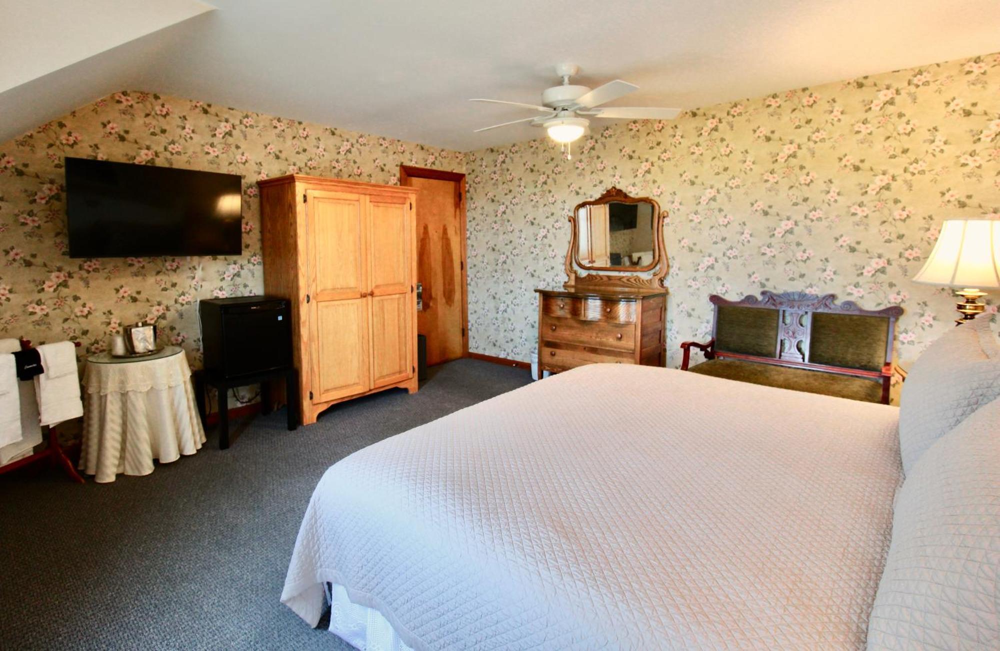 Rose Farm Inn Нью-Шорхэм Экстерьер фото