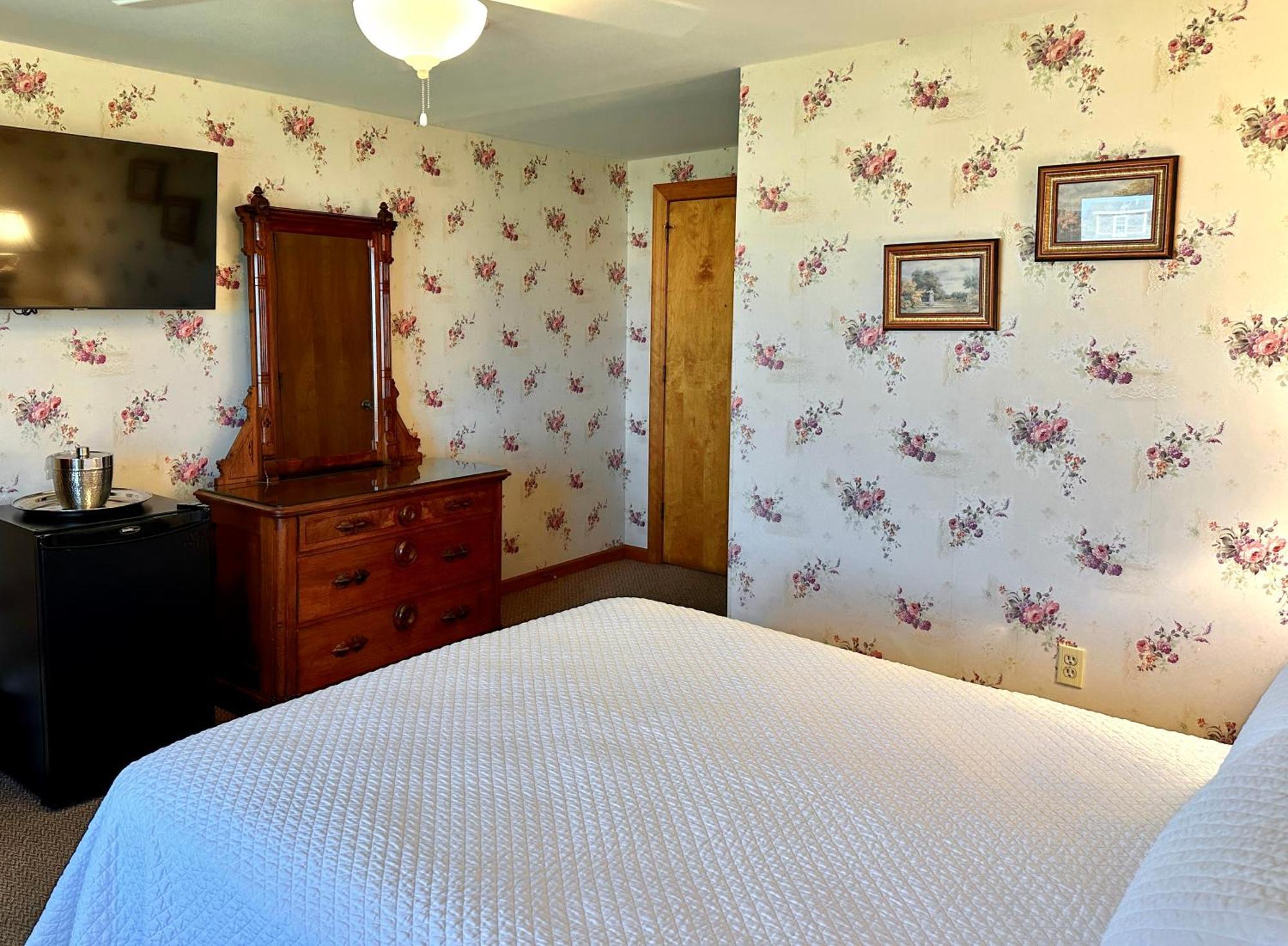 Rose Farm Inn Нью-Шорхэм Экстерьер фото